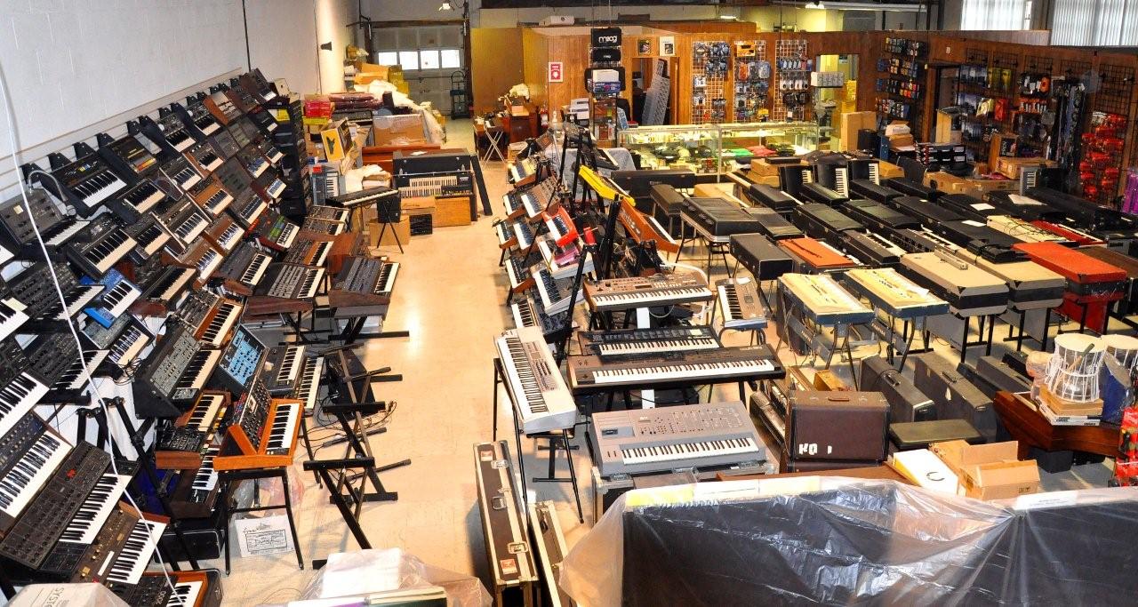 store-14-wide.jpg store-14-wide.jpg