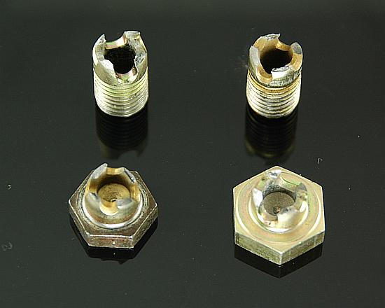 Stock Cummins® 12MM banjo bolt - Distorts at 35 ft. lbs. Breaks at 45.8 ft. lbs. Aftermarket high flow 12MM bolt - Distorts at 18.3 ft. lbs. Breaks at 20.8 ft. lbs Cummins High Flow Banjo bolt breaks.