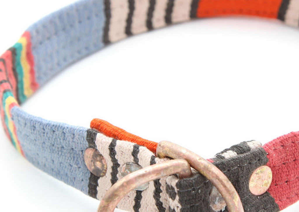 Throwback Collar