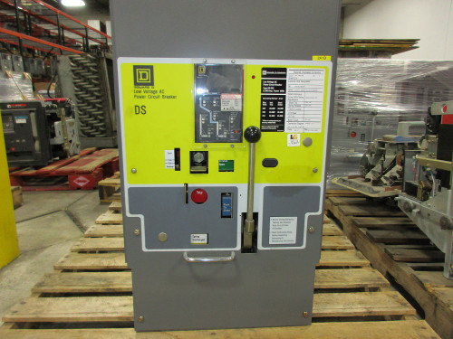 DS-632 Square D 3200A EO/DO 2400A Cont. Current LSIG Air Circuit Breaker (Broken Scondary Disconnect) DS-632 Square D 3200A EO/DO 2400A Cont. Current LSIG Air Circuit Breaker (Broken Scondary Disconnect)