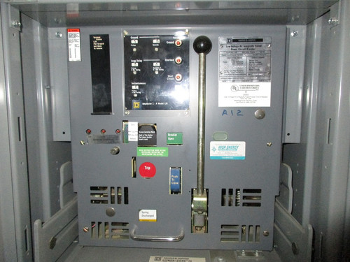 DSL-206 Square D 800A MO/DO 600A Cont. Current 1200A Fuses LIG Air Circuit Breaker (In Structure) DSL-206 Square D 800A MO/DO 600A Cont. Current 1200A Fuses LIG Air Circuit Breaker (In Structure)