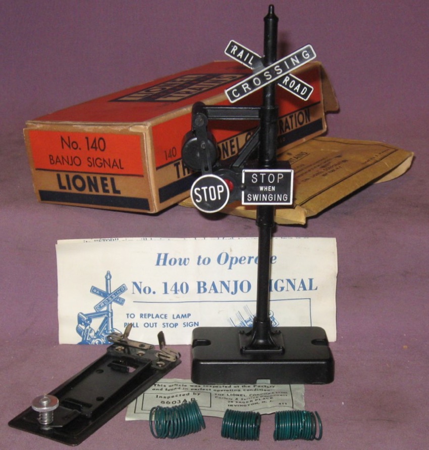 Accesories Trackside Signals & Structures 140 Banjo Signal Lionel