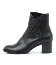 SLACK Heeled Boots in Black Leather