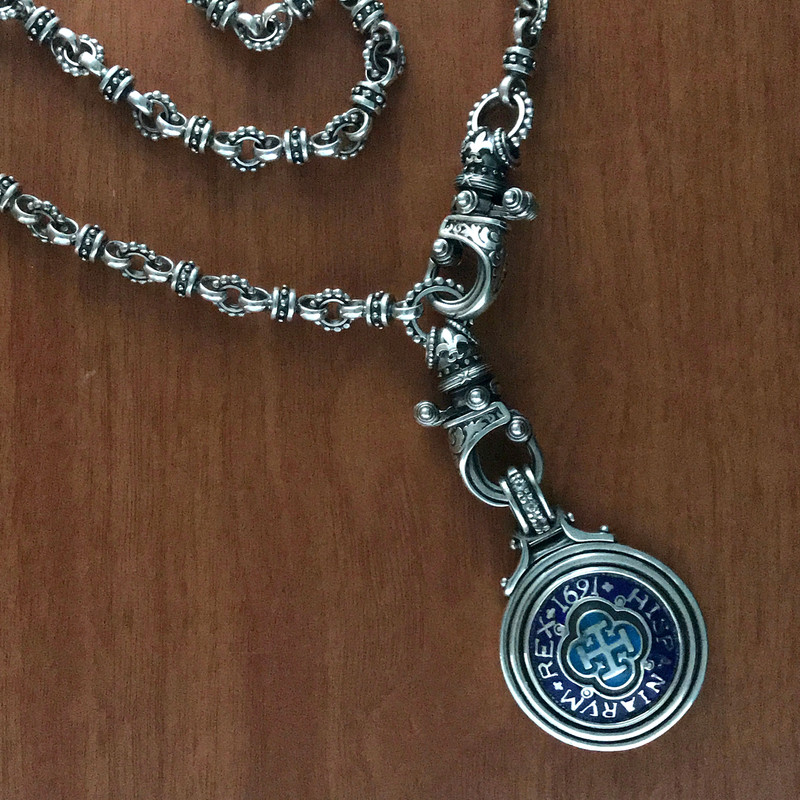 1691 Rex Hispania Pendant with "Two Hook" Link Necklace