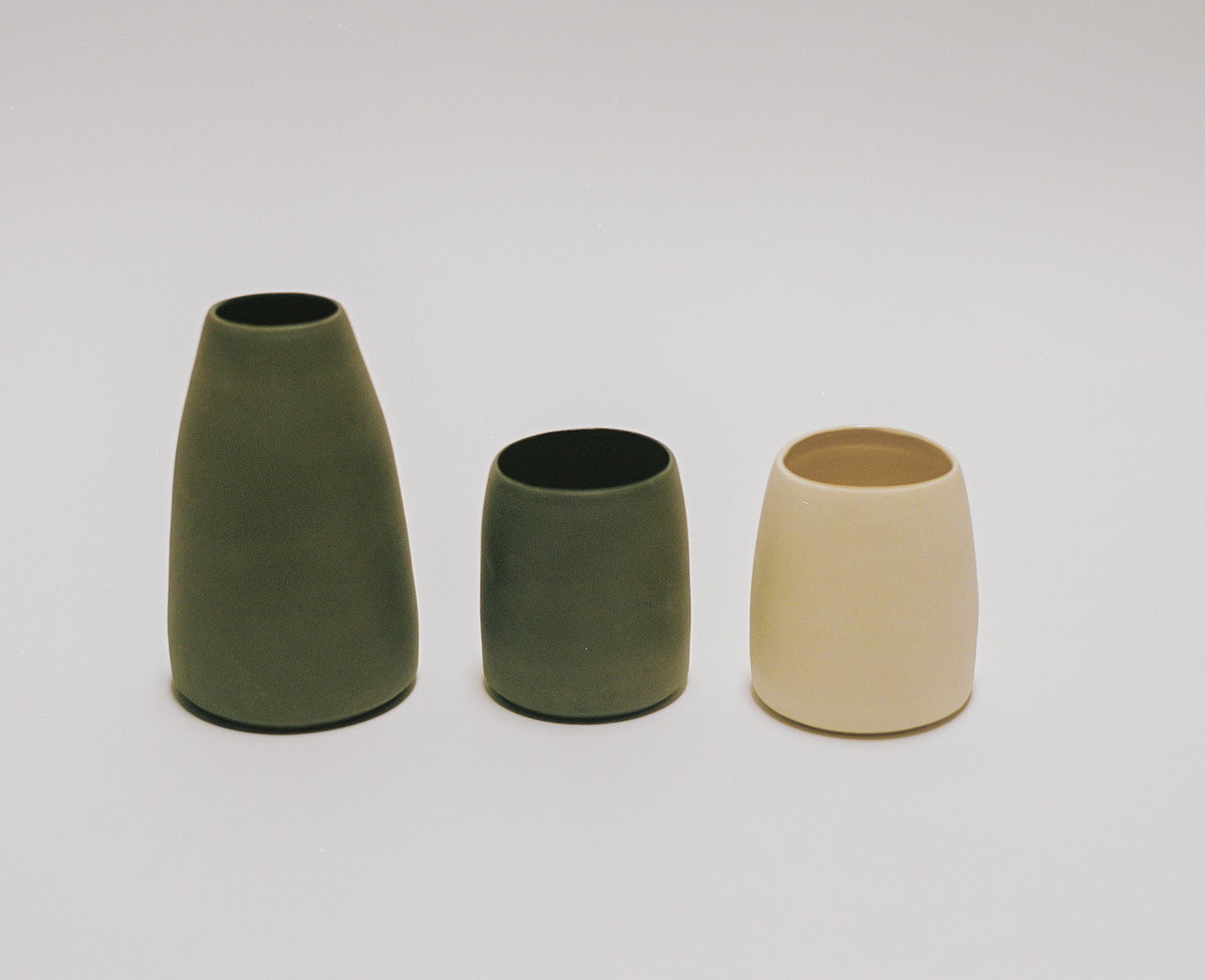 Saint Heron Ceramic Vase - Charcoal Gray
