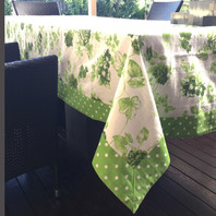 Floral Green Dotted Border Table Cloth