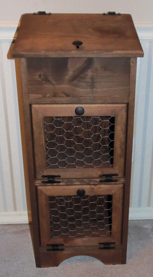 Potato Vegetable Storage Bin - Chicken Wire - Wooden Lid