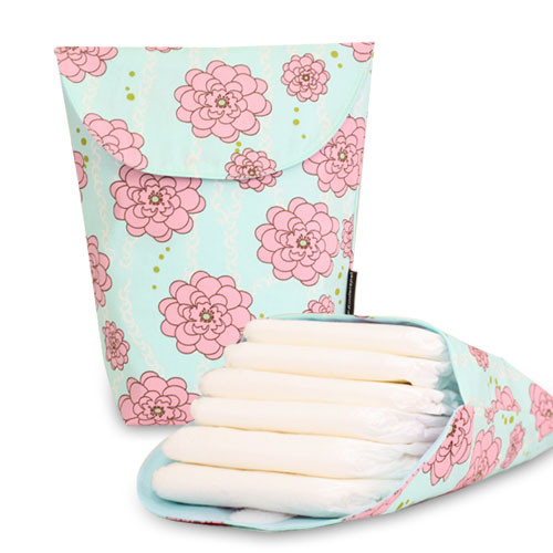 DIAPER POUCH - BLOOMING CHAIN