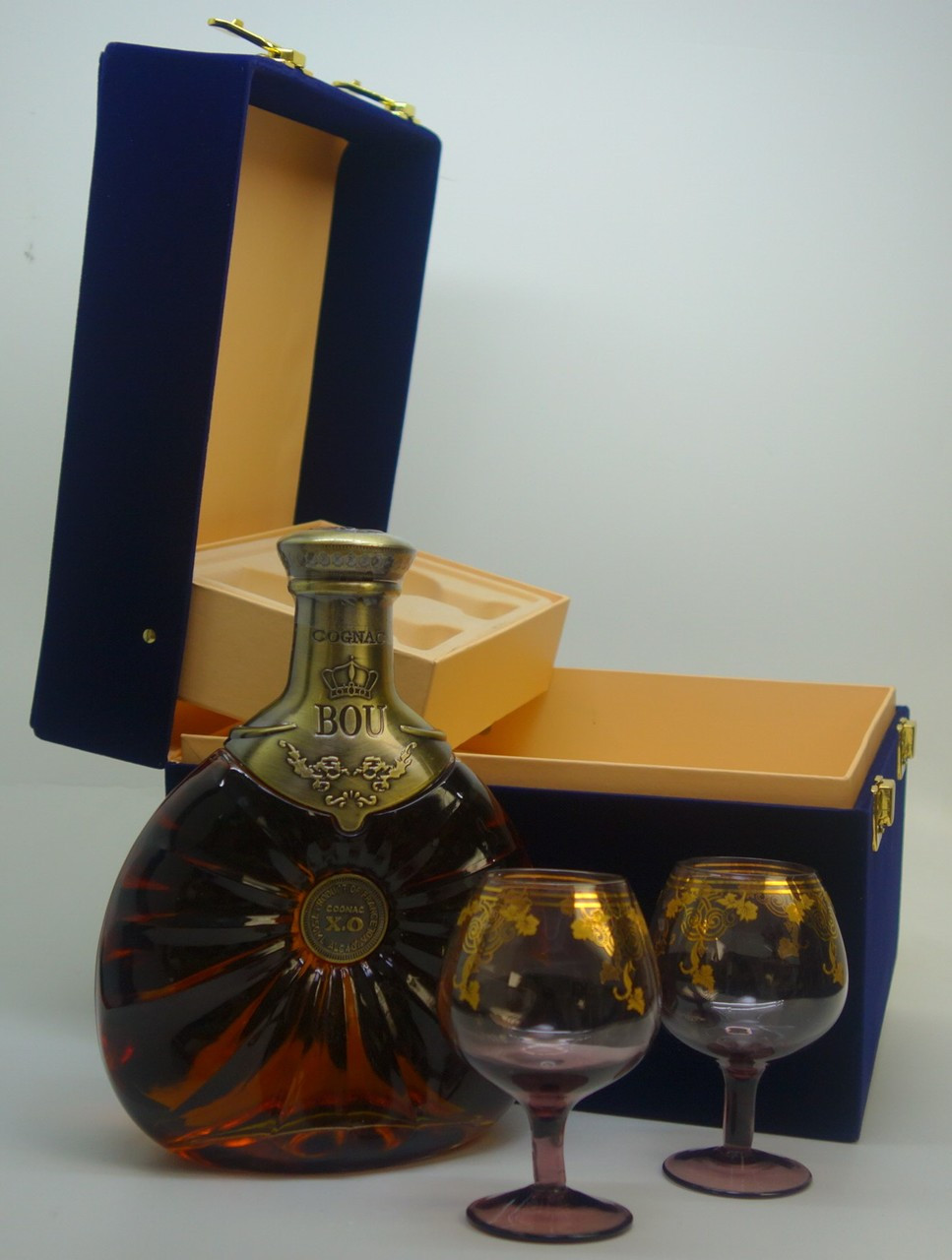 Bou Cognac XO France Gift Set with Two Glasses