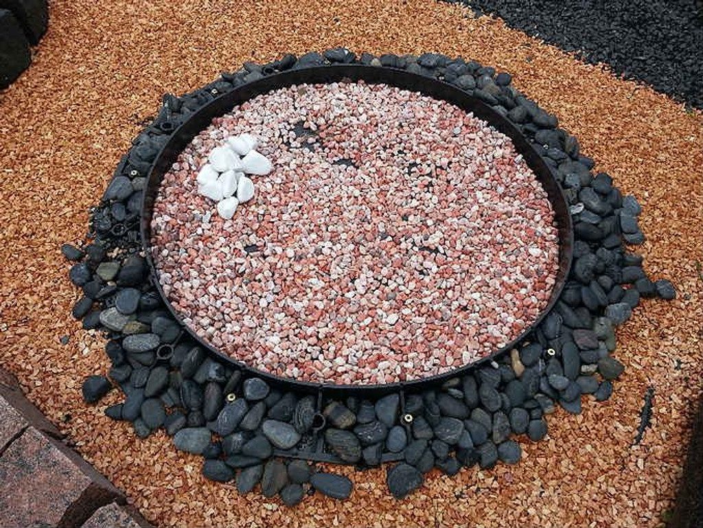 circular plastic lawn edging