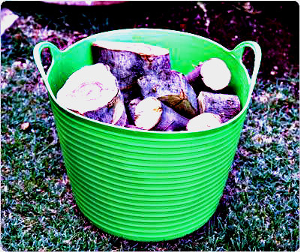 Wood collection tub
