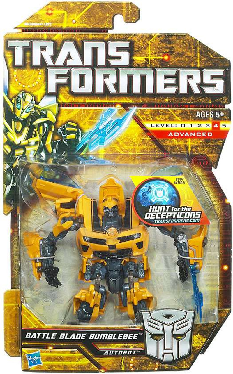 Transformers Hunt for the Decepticons Battle Blade Bumblebee Deluxe Action Figure