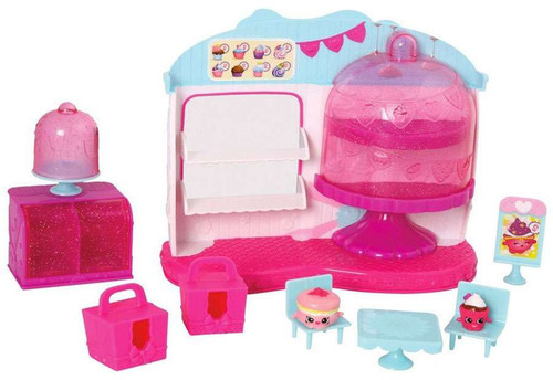 Shopkins Food Fair Cupcake Queen Cafe Playset Moose Toys - ToyWiz