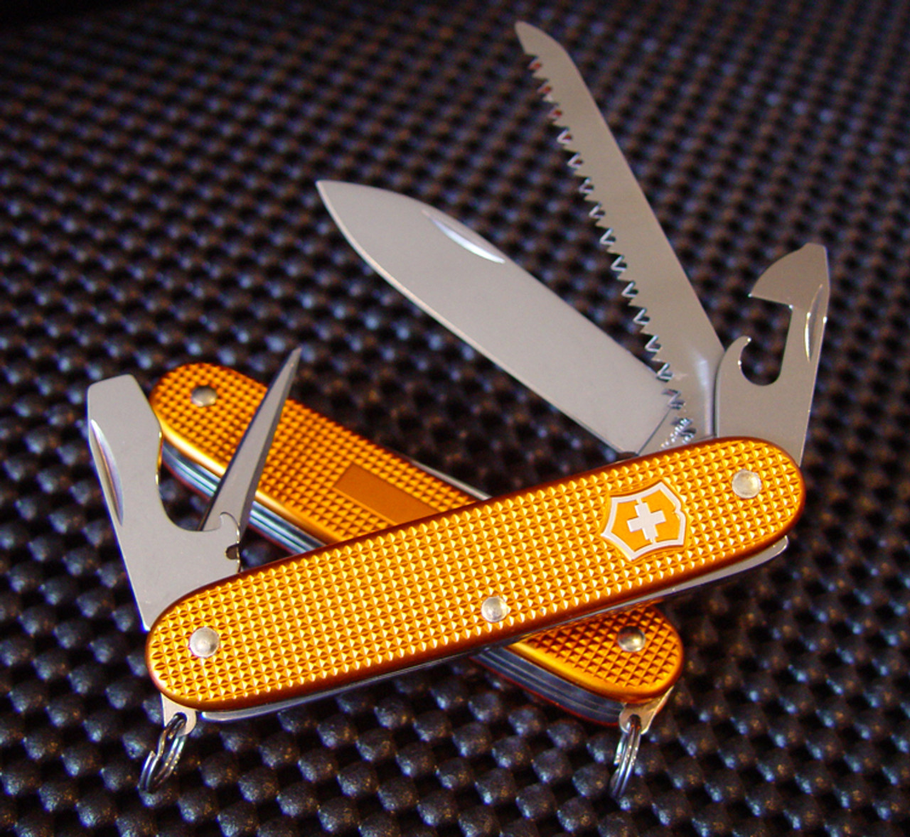 Victorinox Swiss Army 0.8241.281RO Farmer 93mm (3.66") Orange ALOX Handle