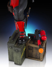 Deadpool Collectors Gallery Statue Thumbnail 2