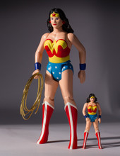 Wonder Woman Jumbo Figure Super Powers Collection Thumbnail 7