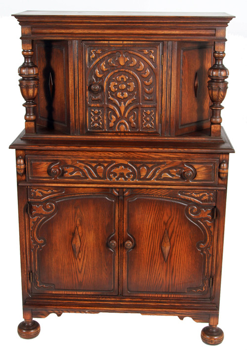 SOLD Oak Carved Jacobean Bar Cabinet **REDUCED PRICE** - Maine Image 1 - SOLD Oak Carved Jacobean Bar Cabinet **REDUCED PRICE** - Maine