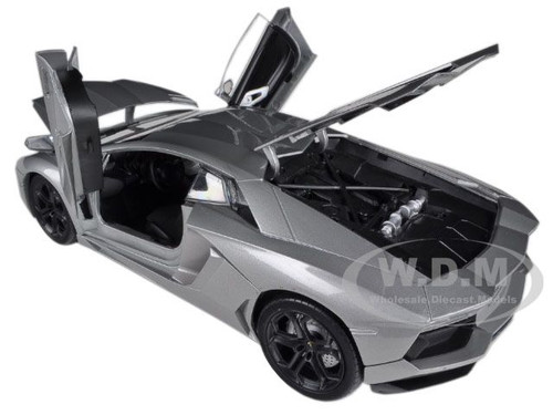 Lamborghini Aventador LP700-4 Gray Metallic 1/18 Diecast Model Car by  Motormax