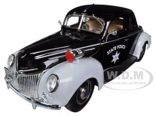 1939 Ford Deluxe Police 1/18 Diecast Model Car by Maisto