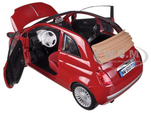 Motormax  Fiat Nuova 500 Red 1/24 Diecast cars New In Box 73373RD 