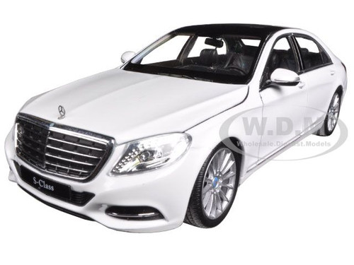 SCHUCO B66960153 Scale 1/43 | MERCEDES BENZ S-CLASS (W222) 4