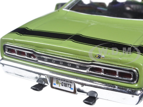 1969 Dodge Coronet Super Bee Green 1/24 Diecast Model Car Motormax