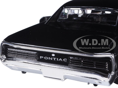 American Muscle GTO 黒 1/18スケール 1/18 Pontiac GTO Moonlight Goat Black Diecast Model Car by