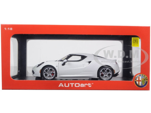 Alfa Romeo 4C Glossy White 1/18 Model Car by Autoart