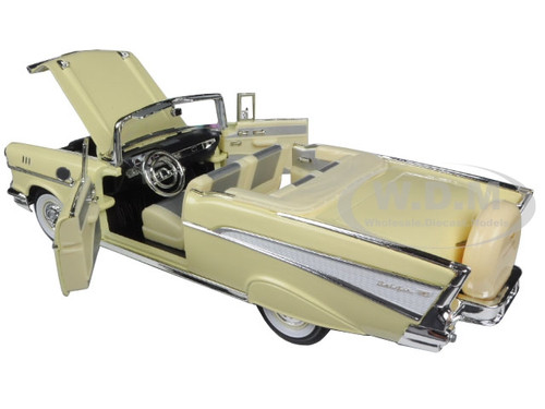 ダイキャストカー 1/18 1957 CHEVROLET BEL AIR 1/18 1957 Chevrolet Bel Air 