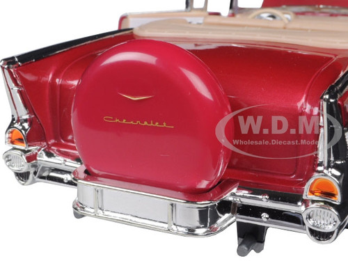 1957 CHEVROLET BEL AIR CONVERTIBLE RED 1/18 DIECAST MODEL ROAD
