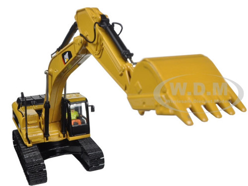CAT Caterpillar 330D L Hydraulic Excavator Core Classics Series with  Operator 1/50 Diecast Model Diecast Masters 85199 C