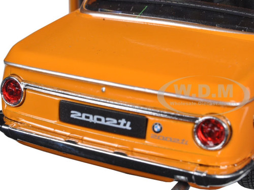 BMW 2002ti Orange 1/24 Diecast Model Car Welly 24053