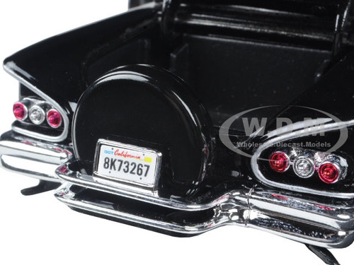 1958 Chevrolet Impala Black 1/24 Diecast Model Car Motormax