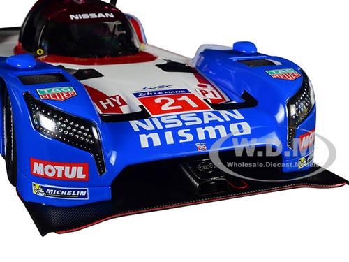 Nissan GT-R LM Nismo Le Mans 2015 T. Matsuda, M. Shulzhitskiy, L. Ordonez  #21 1/18 Model Car by Autoart