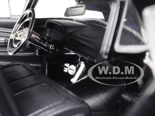 1958 Chevrolet Impala Black Showroom Floor 1//24 Diecast Model Car by Jada 98895 for sale online