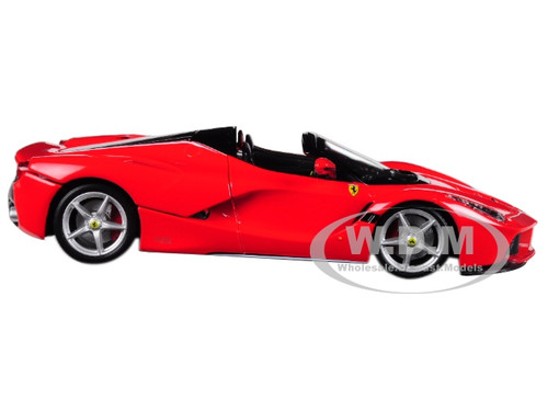 Bburago Ferrari F70 Aperta Red LaFerrari Diecast Model Car 1/24 Scale Miniatu... 