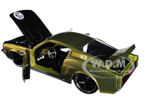 1967 Ford Shelby GT 500 3 Gold Matt Black Hood Big Time Muscle 1 24 Diecast Model Car Jada 99084