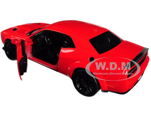 2018 Dodge Challenger SRT HELLCAT Diecast Car 1:24 Motormax 8 inch Black w Gray 