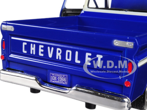 Blue With Cream for sale online MOTORMAX 73355bl-w 1966 Chevrolet C10 Fleetside Pickup Truck
