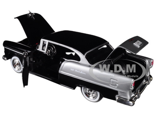 1955 CHEVROLET BEL AIR BLACK & SILVER 1/24 DIECAST MODEL CAR BY