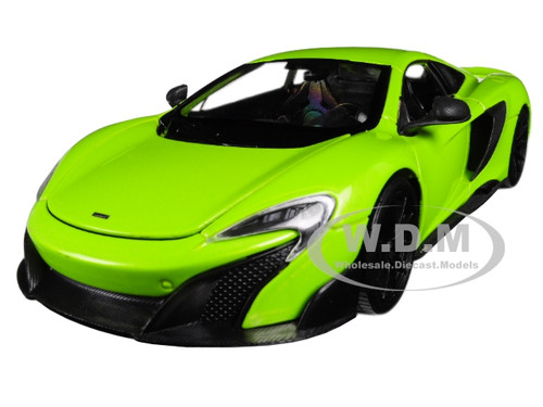 MCLAREN 675LT COUPE GREEN 1//24-1//27 DIECAST MODEL CAR BY WELLY 24089