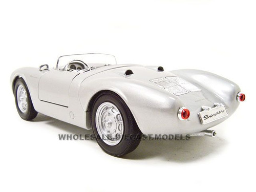 Porsche 550A Spyder Silver 1/18 Diecast Model Car Maisto 31843