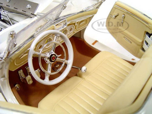 1936 Mercedes Benz 500 K Special Roadster White 1/18 Diecast Model Car by  Maisto