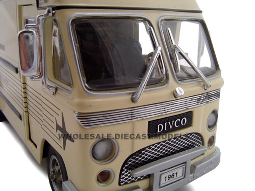 1961 Divco Di Vidend Step Van Cream 1/34 Diecast Model Car