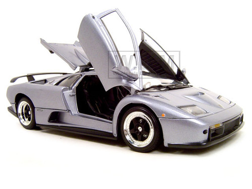 Lamborghini Diablo GT Silver 1/18 Diecast Model Car by Motormax