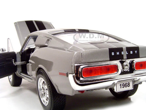 1968 Shelby GT 500KR Silver 1/18 Diecast Model Car by Road Signature