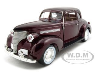 1939 Chevrolet Coupe Burgundy 1/24 Diecast Model Car Motormax 73247