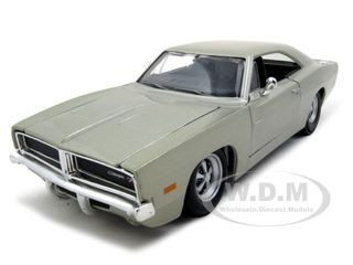 Amazon.com: 1969 Dodge Charger R/T Black 1/25 Diecast Model