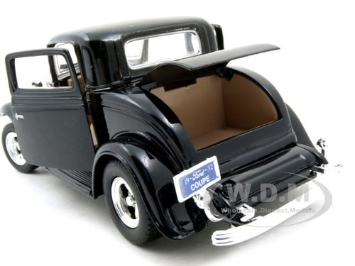 MOTOR MAX 1:24 1932 FORD COUPE DIE-CAST BLACK 73251
