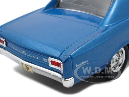 1966 Chevrolet Chevelle SS 396 Blue Metallic 1/24 Diecast Model Car by  Maisto